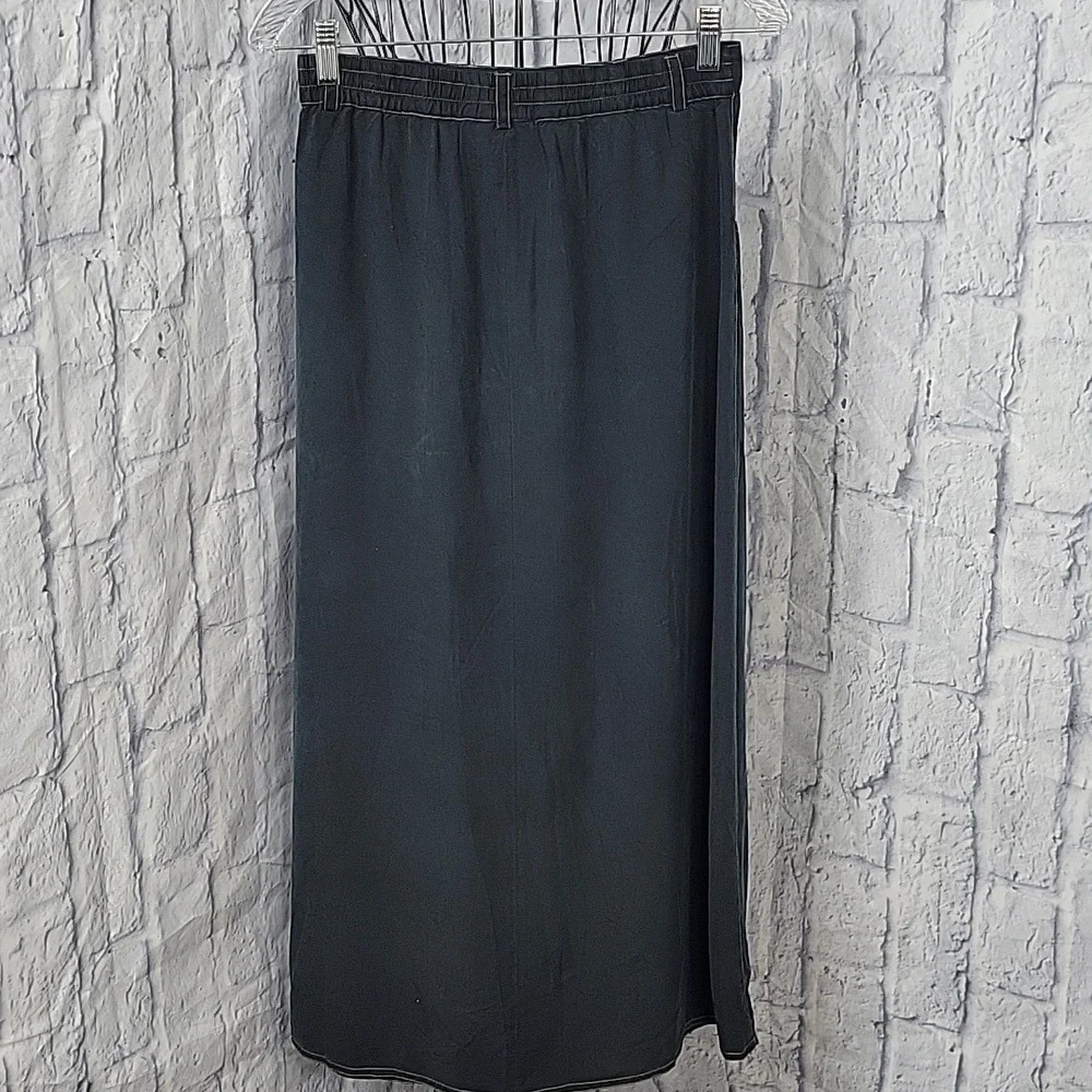 J.T. SPORTS Silk Button Up Black Long Skirt Size Small‎ - Picture 7 of 9